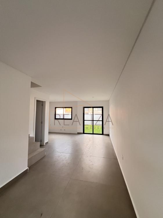 Triplex novo e pronto para morar!