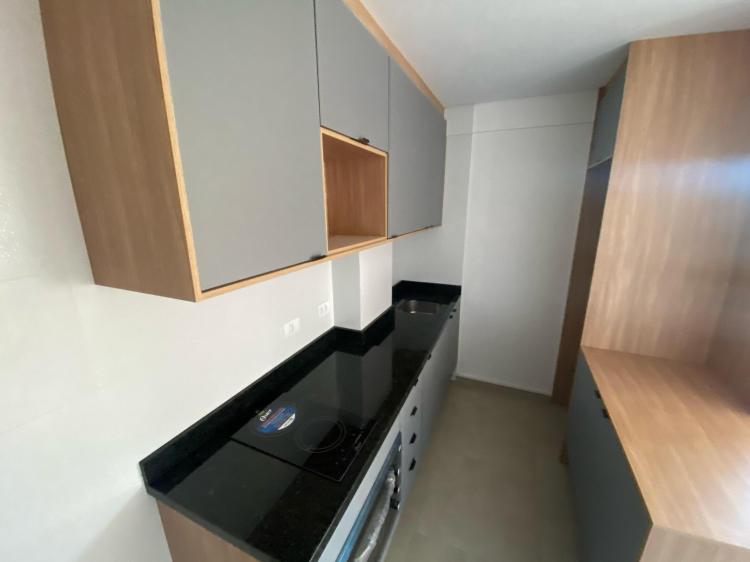 Studio com VAGA no Água Verde