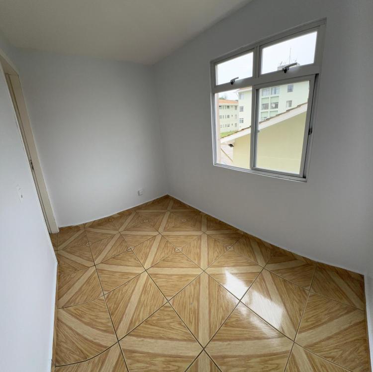 Apartamento ensolarado (Face Norte) com sol e vista definida!!